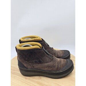Clarks Cloudstepper boots waterproof womens size 7M